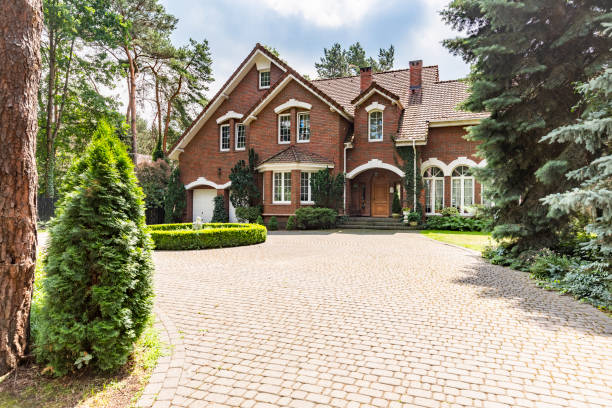 Reasons to Select Us for Your Driveway Paving Requirements in Mascotte, FL